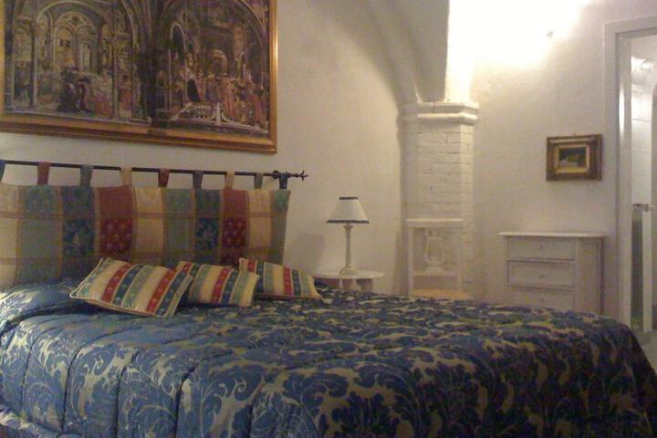 Room 15 of 50