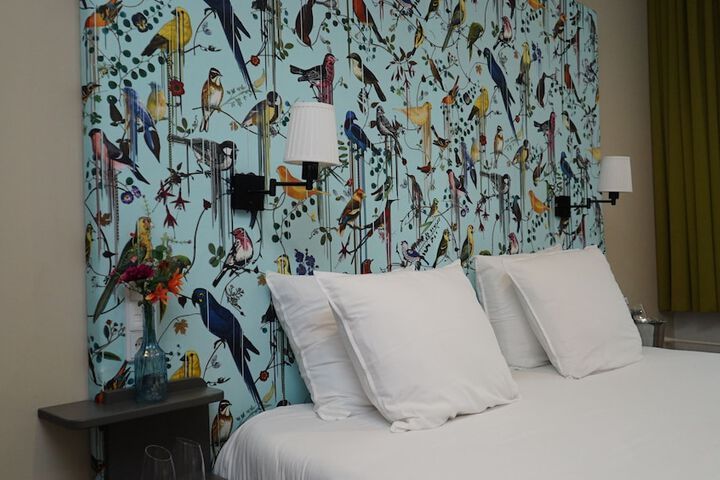 Room 27 of 50