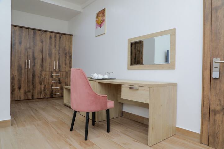 Room 4 of 22