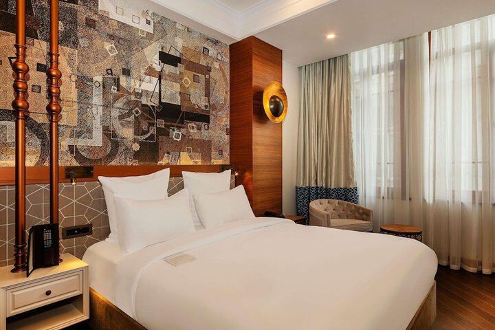 Room 48 of 105