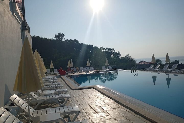 Pool 12 of 24