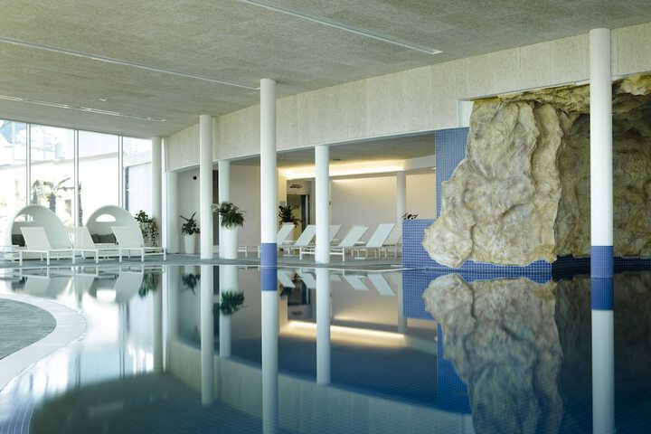 Spa 42 of 53