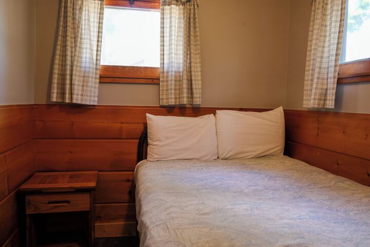 Room 43 of 167