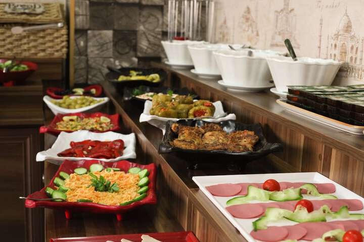 Dining 52 of 72
