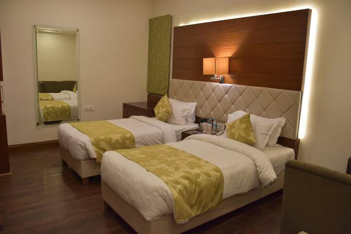 Room 19 of 46