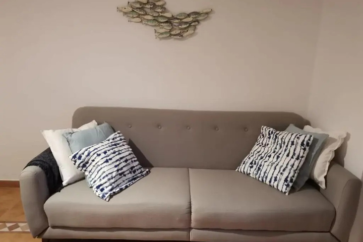 Room 3 of 9