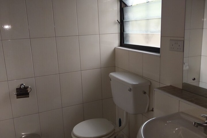 Room 16 of 49