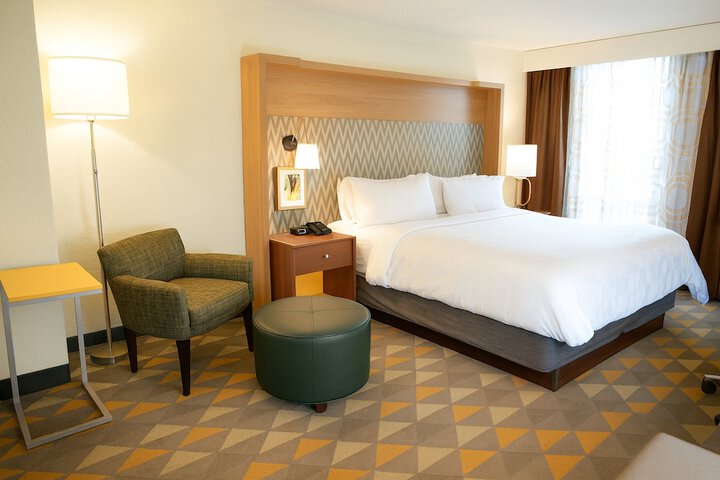 Room 17 of 54