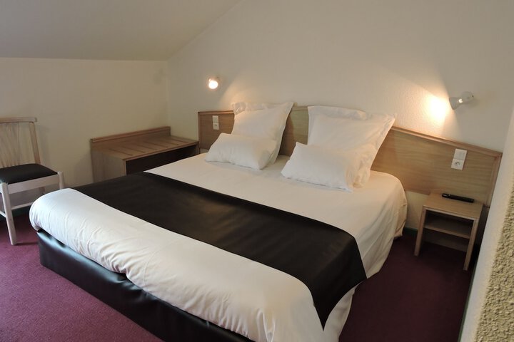 Room 15 of 39