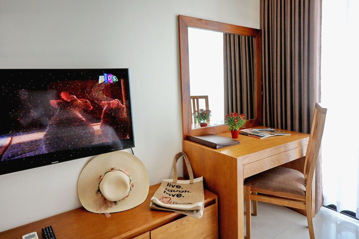 Room 48 of 230