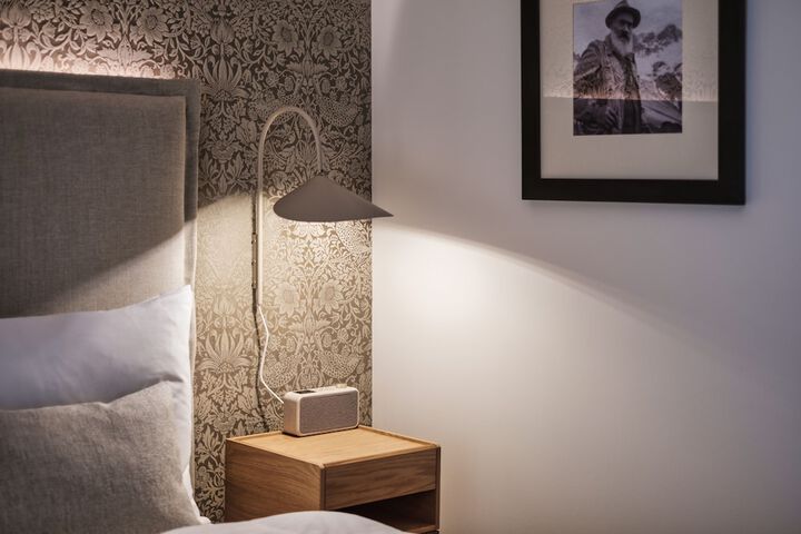 Room 25 of 167