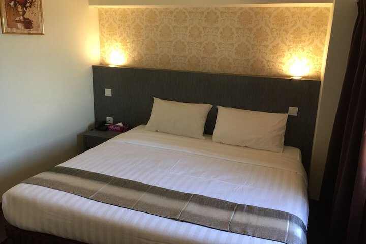 Room 18 of 41