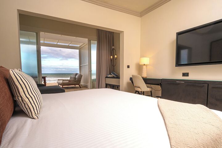 Room 40 of 272