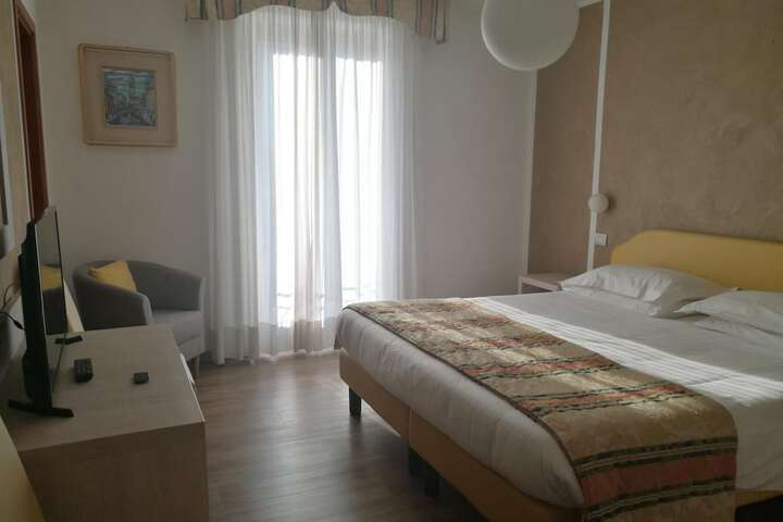 Room 16 of 59