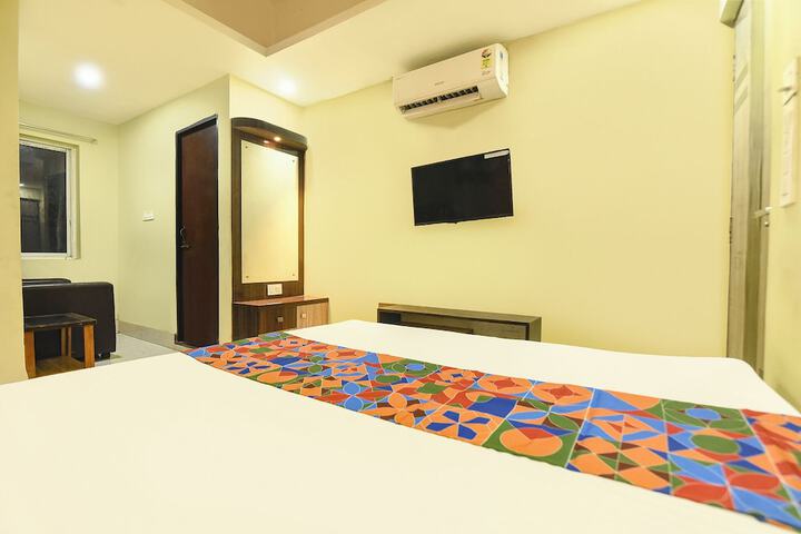 Room 20 of 28