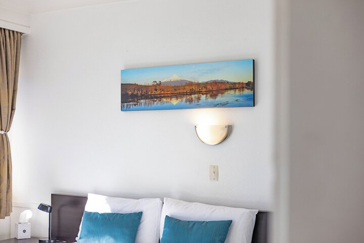 Room 6 of 30