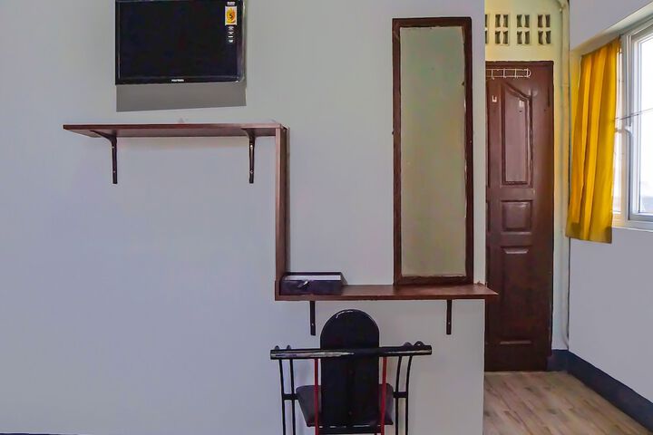 Room 17 of 21