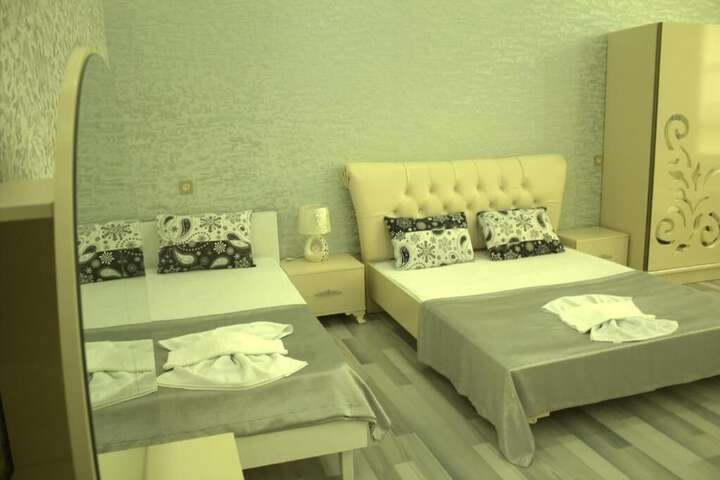 Room 12 of 54