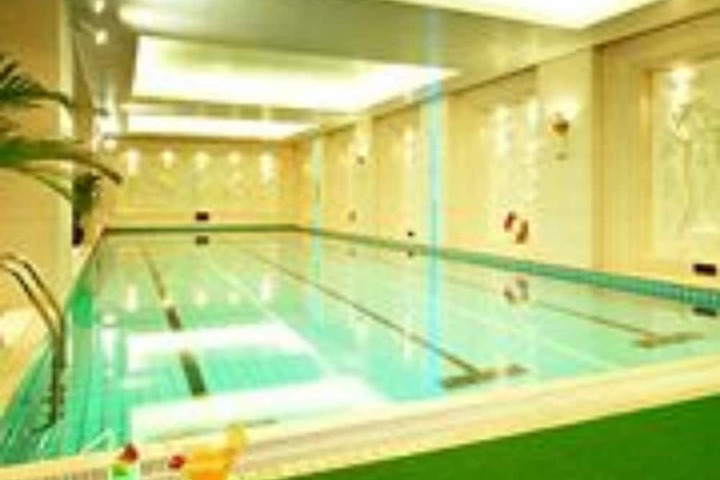 Pool Hotel