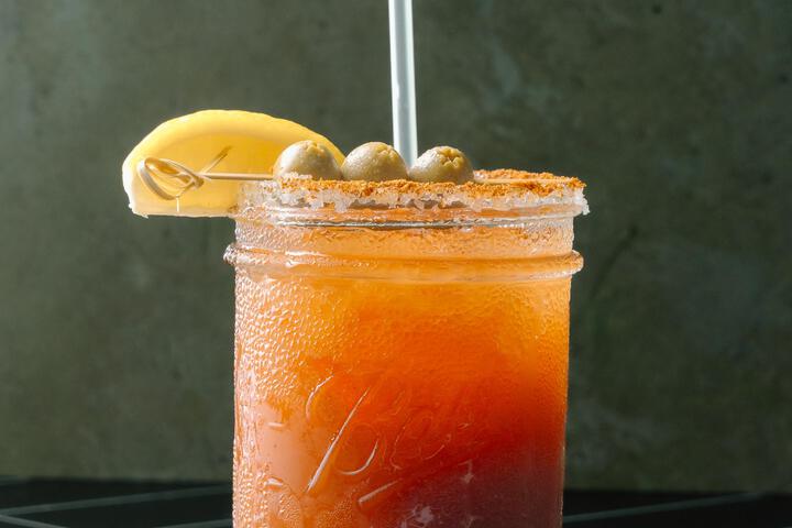 Lounge 21 of 191