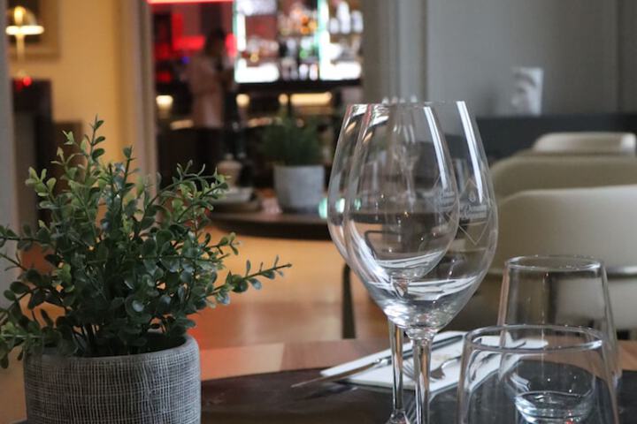 Dining 47 of 60