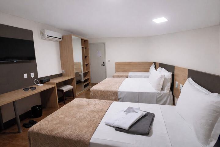 Room 16 of 31