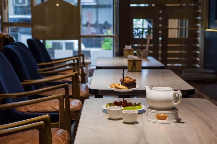 Breakfast/Coffee Service 116 of 139