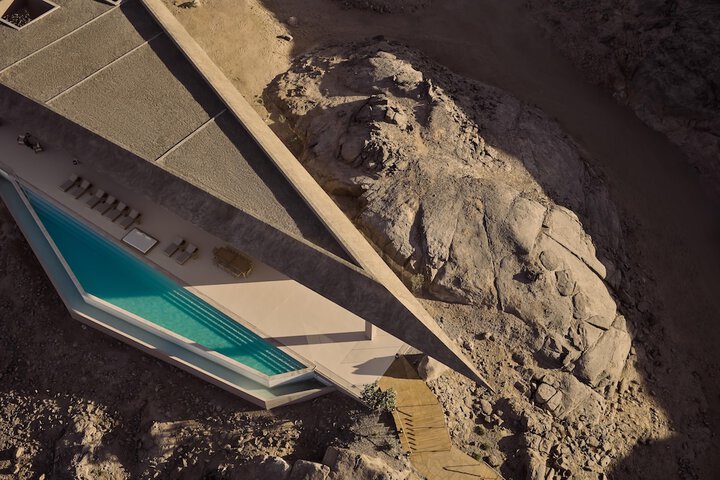 Pool 62 of 172