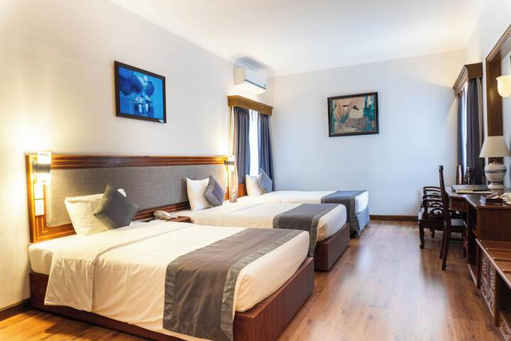 Room 15 of 49