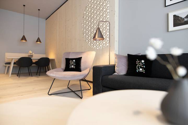 Room 45 of 162