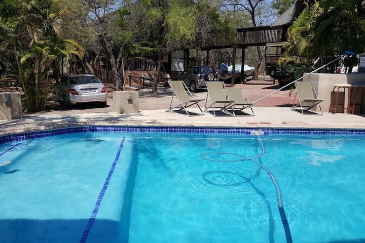 Pool Hotel