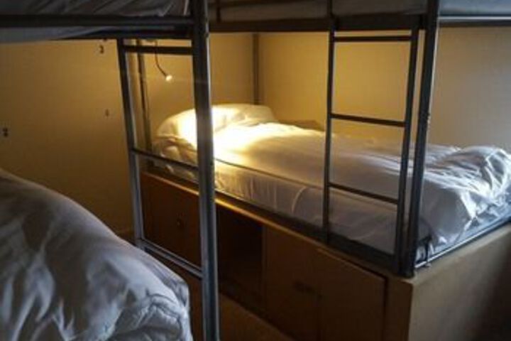 Room 18 of 49
