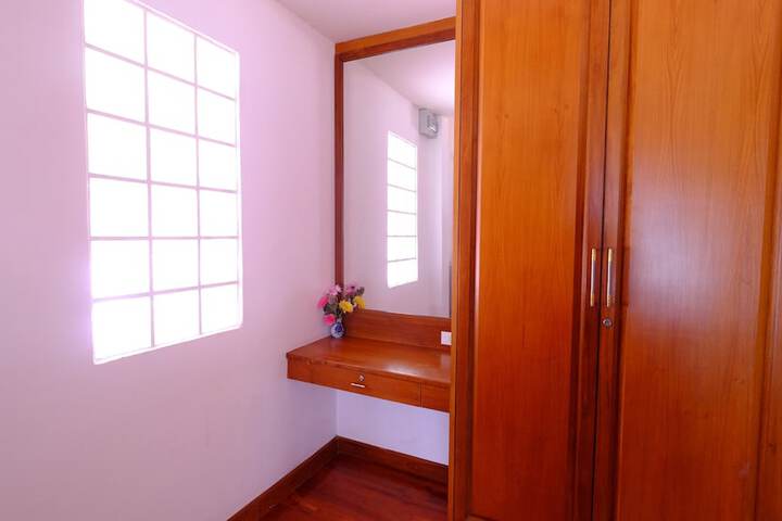 Room 28 of 59