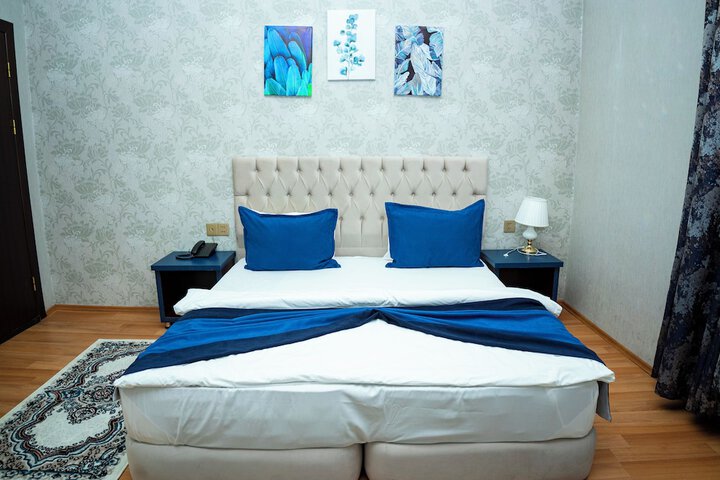 Room 16 of 113