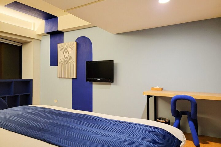 Room 8 of 31