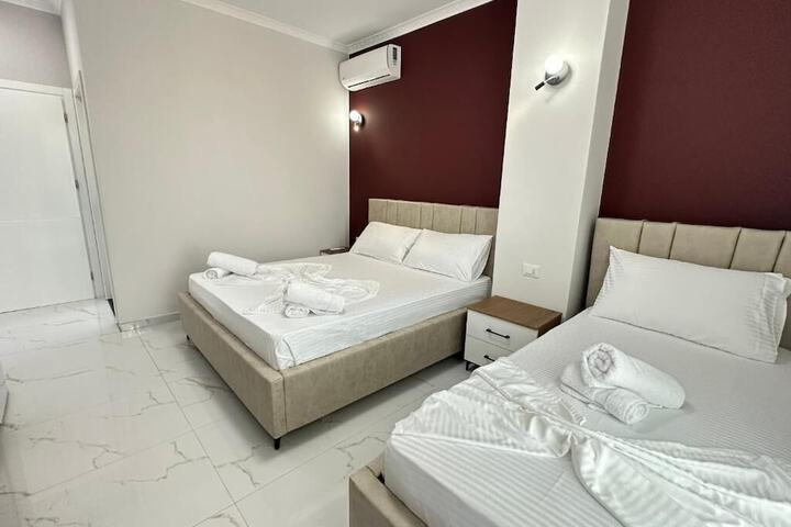 Room 13 of 65