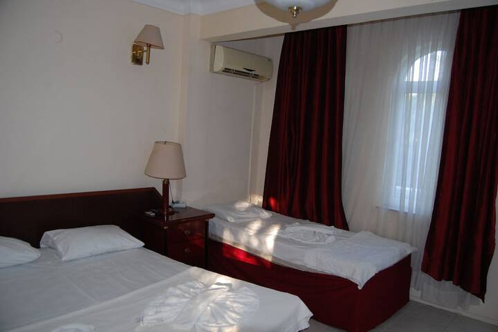 Room 11 of 66
