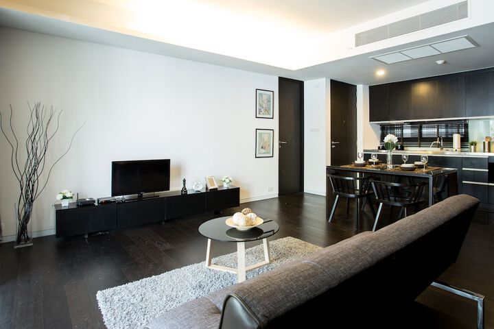 Room 30 of 60
