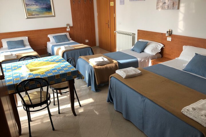 Room 56 of 170