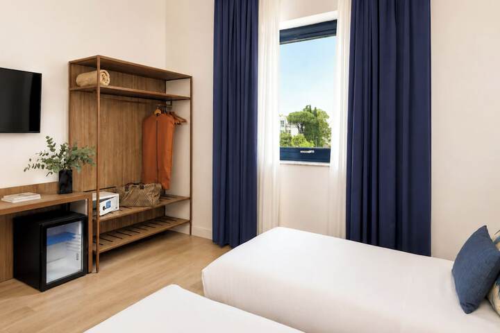Room 49 of 115