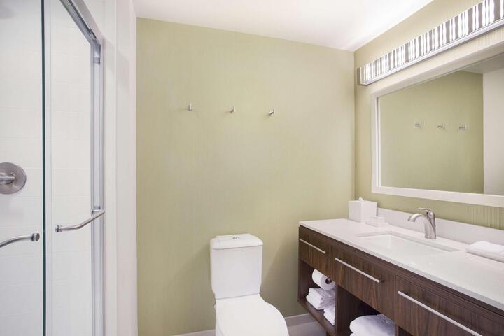 1 King Bed Studio Suite (3 of 11)