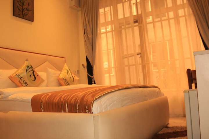 Room 7 of 22