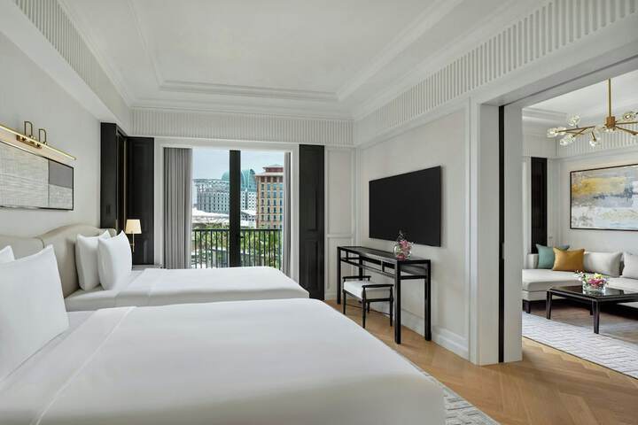 Room 29 of 90