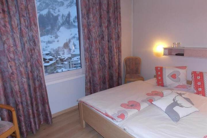 Room 5 of 44
