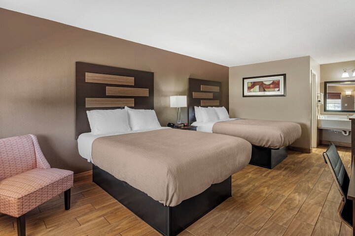 Standard | King Bed (9 of 21)