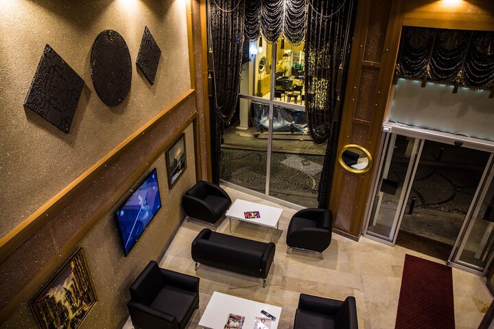 Lobby Entry