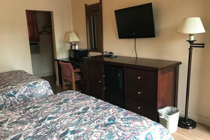Room 27 of 67