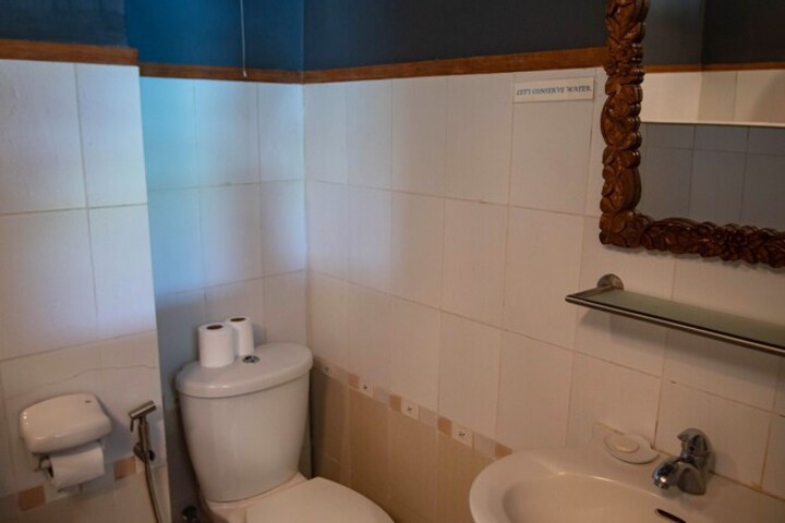 Room 69 of 131