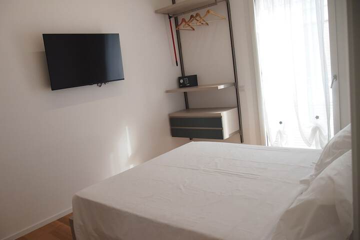 Room 17 of 159