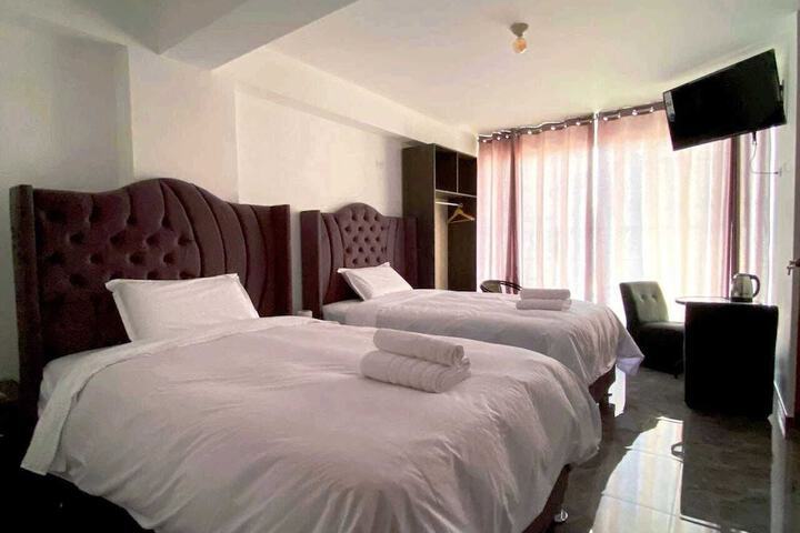 Room 5 of 15